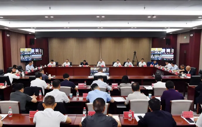 张家界市召开安全生产大排查大整治工作讲评会