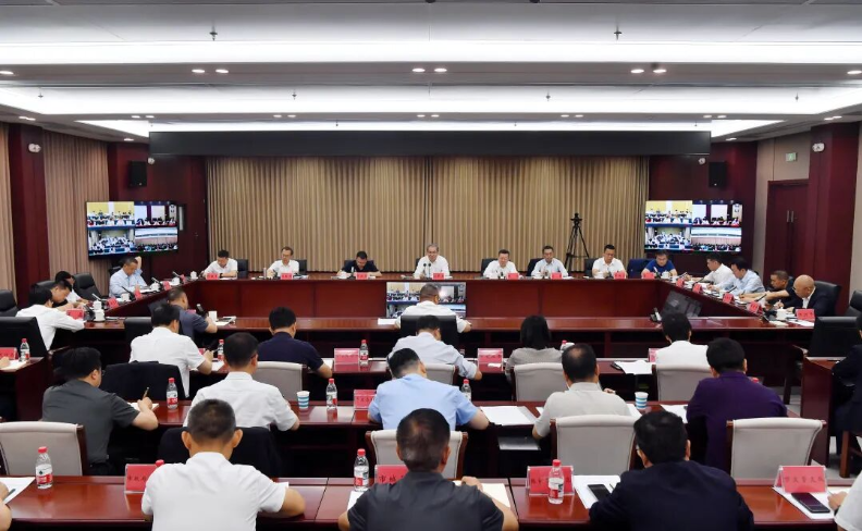 张家界市召开安全生产大排查大整治工作讲评会