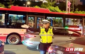 张家界宠游客｜奋战一栋楼 保畅一座城