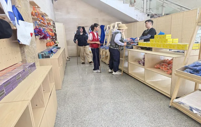 山水藏匠心，文创兴文旅——杨家界索道文创店正式开业