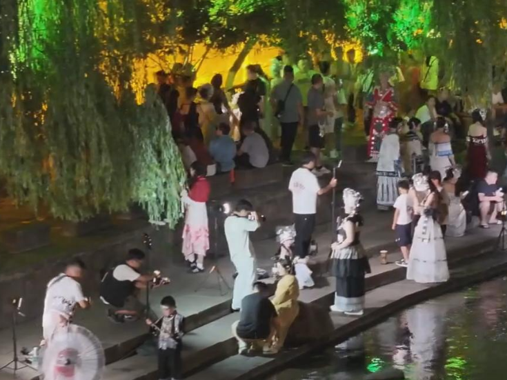 凤凰古城“旅拍师”劳务品牌荣获省级优质培训项目认定