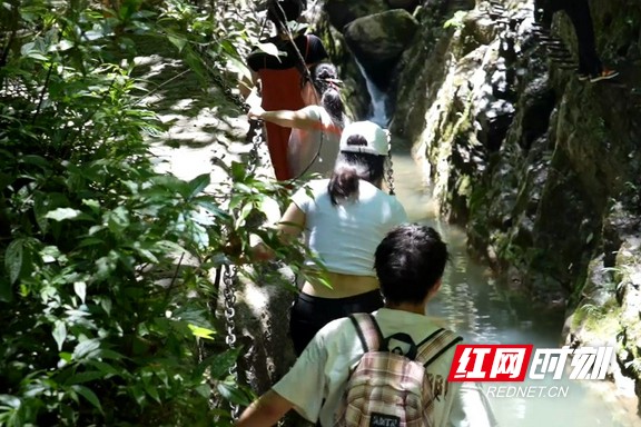 62ad2f0e5c83a5592a0ae5ec186587a9d9a1a68c1749788228652_副本.marked.jpg