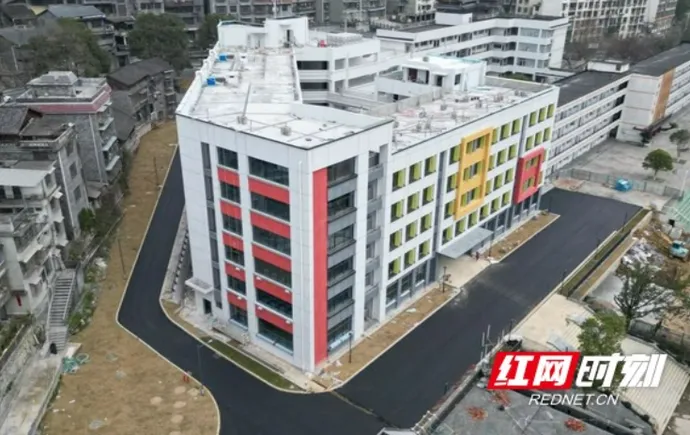 新学期 “上新”！吉首市第一初级中学新教学楼竣工