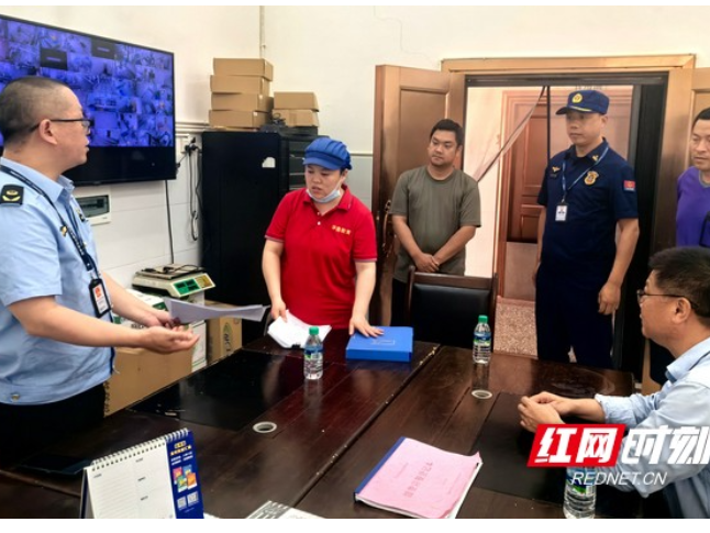 全力护航高考 龙山县开展考前食品安全专项检查