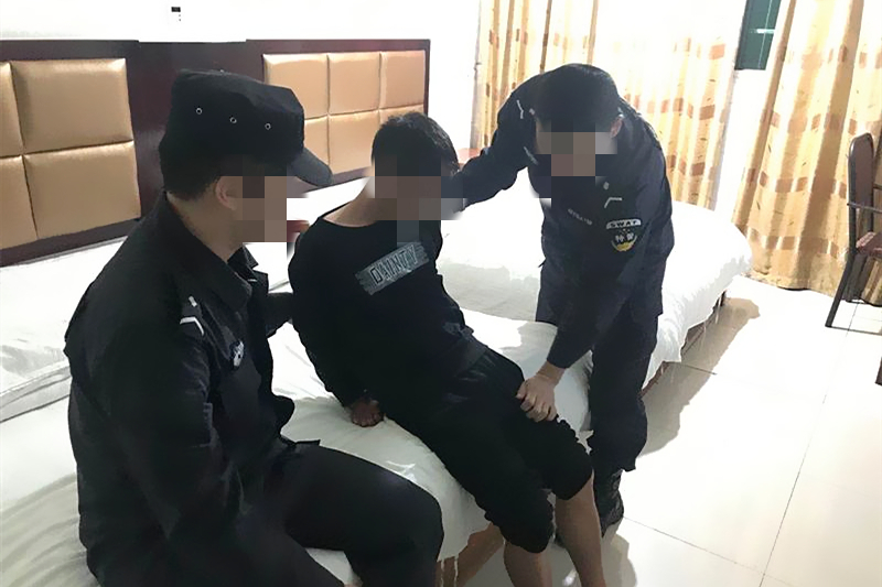4、特警协助_副本_副本.jpg