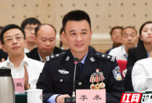 最美“战”歌丨毒贩被按住的瞬间 子弹从他眼角飞过