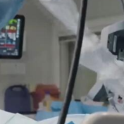 美国纽约州一家医院近两千名医护人员罢工