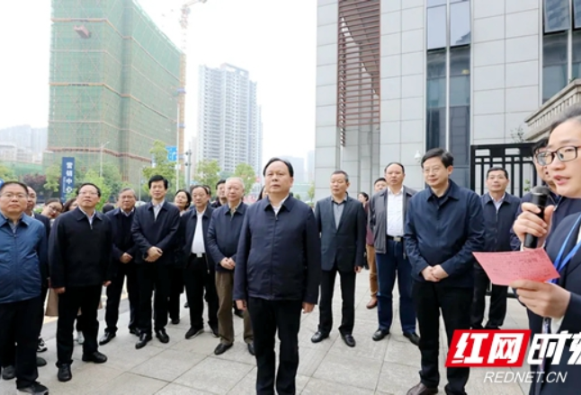 湖南省人大常委会调研组在长沙调研绿色建筑发展情况