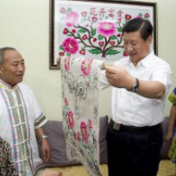 联播+丨“绣”出美好生活 习近平为他们点赞