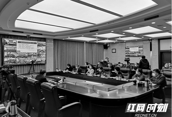 全国政协重大专项工作委员宣讲团举行湖南宣讲报告会