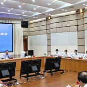 毛伟明：带着责任 带着敬意 全力办好人大代表建议