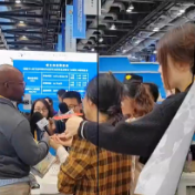 双语vlog丨揭秘这个发出众多“一带一路”故事的中心有些啥