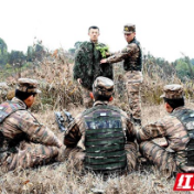 锤炼“会说话的树” 直击武警湖南总队某部狙击手野外实训现场