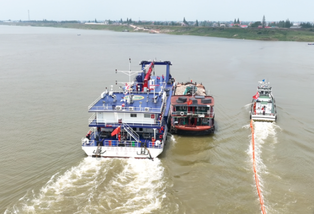 大型多功能工程救援船来了  中国应急“长沙号”正式入列