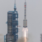 神舟十六号成功发射 美媒点赞:中国航天计划再迈新台阶