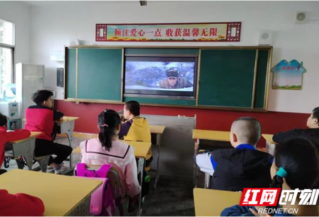 安乡县：特教师生用丰富多彩的节目喜迎国庆节