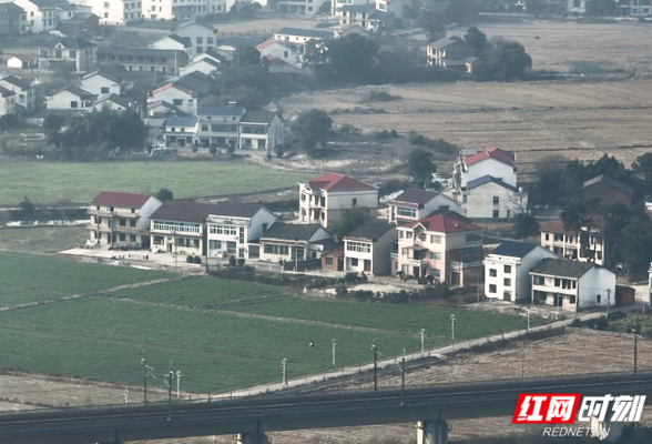 乡村“沉睡”资产生金计丨岳阳汨罗市：“小田改大田”，让土地更有价值