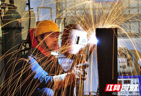 湖湘工匠丨欧勇：15年坚守 焊接也有厚度和高度