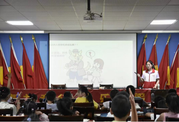 湖南信息学院学子张心怡：青春绘志愿，奉献绽芳华