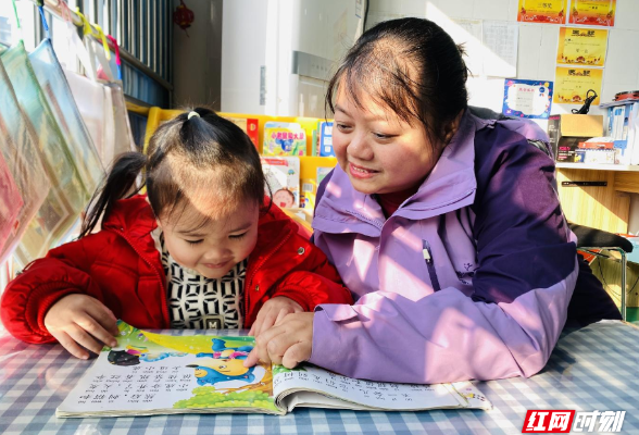 教师风采丨曹琳：教育百花园里勤奋耕耘，让每朵鲜花都灿烂开放