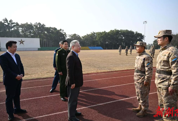 沈晓明毛伟明等省领导走访慰问驻湘部队官兵