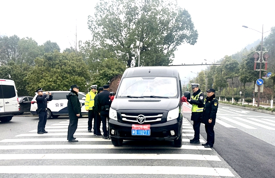 66b41acf1c4f956e8bb269cc4013b57.jpg 66b41acf1c4f956e8bb269cc4013b57.jpg