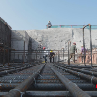 衡阳县：民生项目不放假 供水工程建设忙