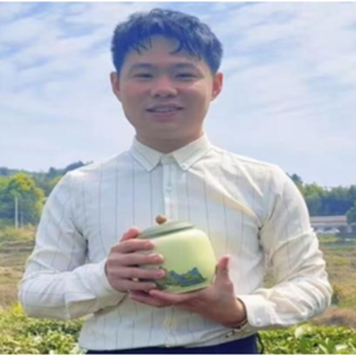 【创新创业典型】李君：创新“直播电商+文旅服务”，大学毕业生化身乡村“追梦人”