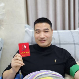 世界献血者日｜罗钢辉：三尺讲台育桃李，殷殷热血润春晖