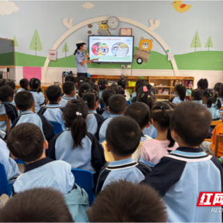 雁峰交警深入幼儿园开展交通安全启蒙教育