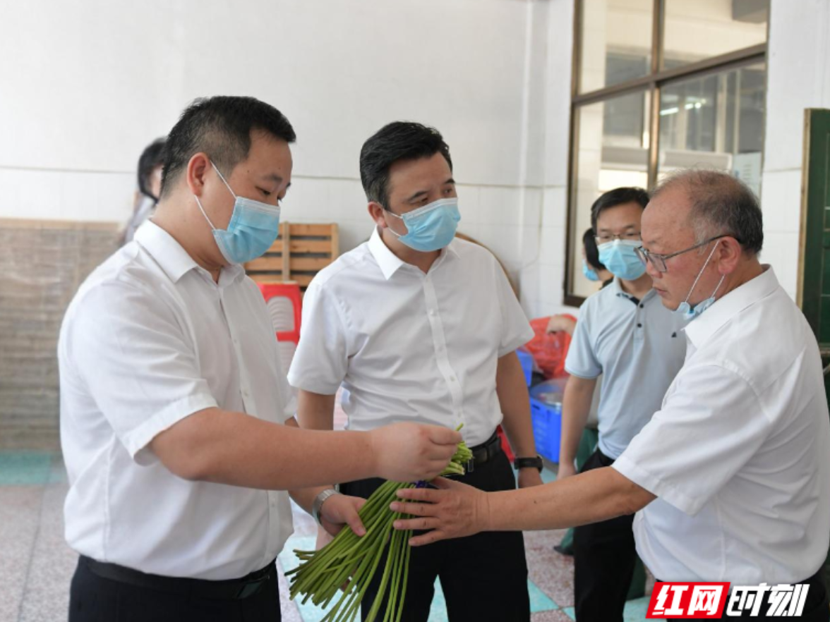 衡东县领导调研督导“校园餐”整治工作
