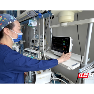 “5•12”国际护士节丨南华医院重症医学科一区护士肖熠：三十载白衣坚守 ICU里守护生命微光