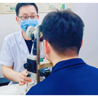 让“垂帘”重开 ——上睑下垂矫正手术毫米级重建“心灵之窗”