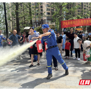 守护生命 “救”在身边 香江社区联合蓝天救援队开展消防急救宣讲活动