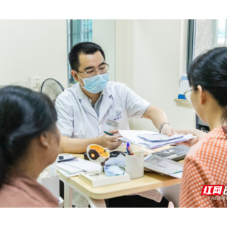 衡阳64岁阿姨视力下降、听力减退!警惕全身免疫性眼病