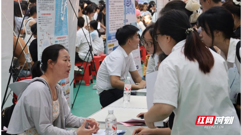 湖南环境生物职院成功举办2025届农林牧渔专场双选会