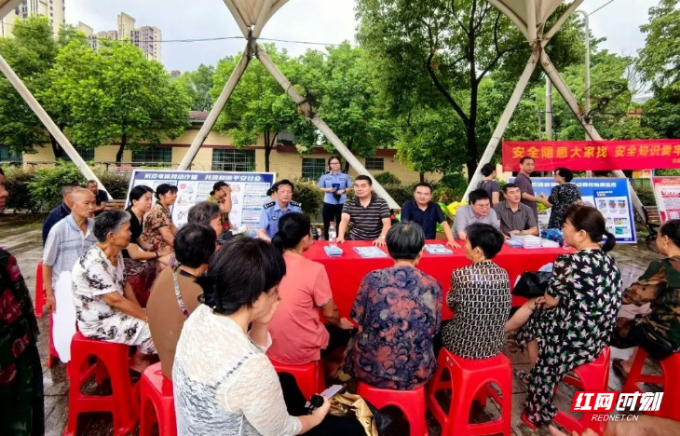 雁峰公安：屋场恳谈话反诈，警民齐心护钱袋