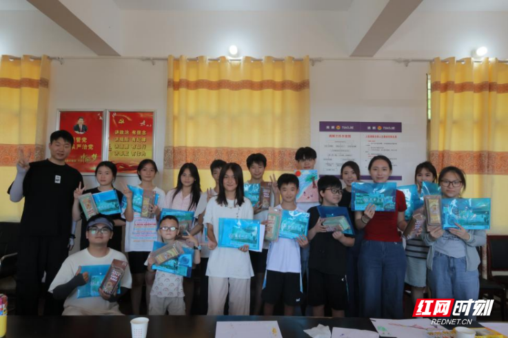 南华学子探索青少年心理健康服务新路径