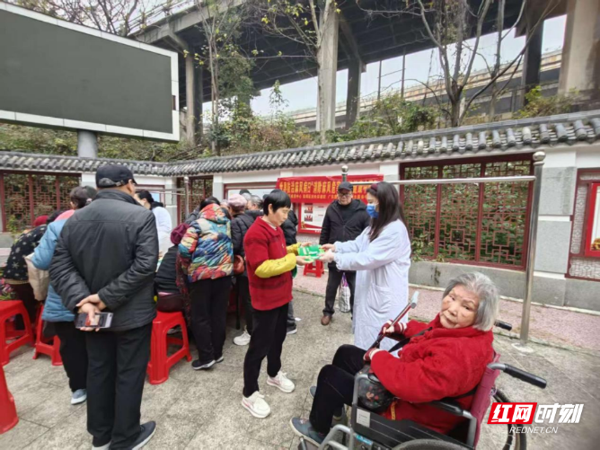 珠晖区广东路街道社区卫生服务中心开展“世界防治麻风病日”宣传活动