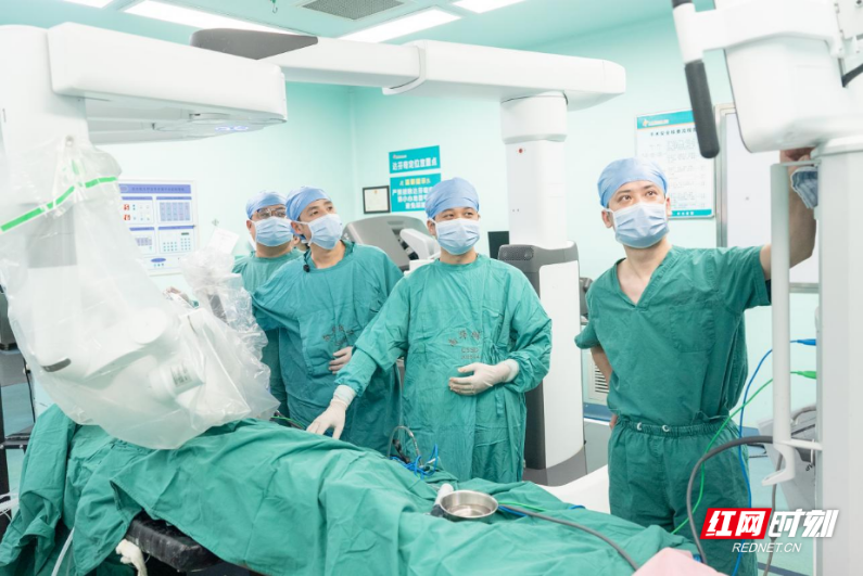 南华附二医院：毫米级“绣花”为2岁幼儿重建输尿管