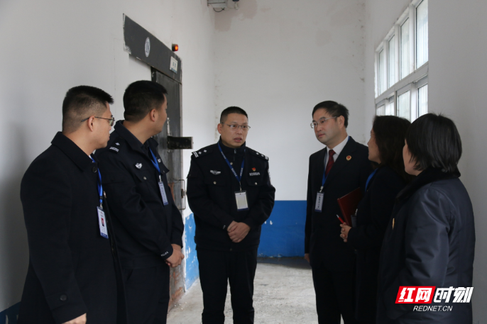 筑牢安全防线 常宁市检察院开展监所节前安全防范检察