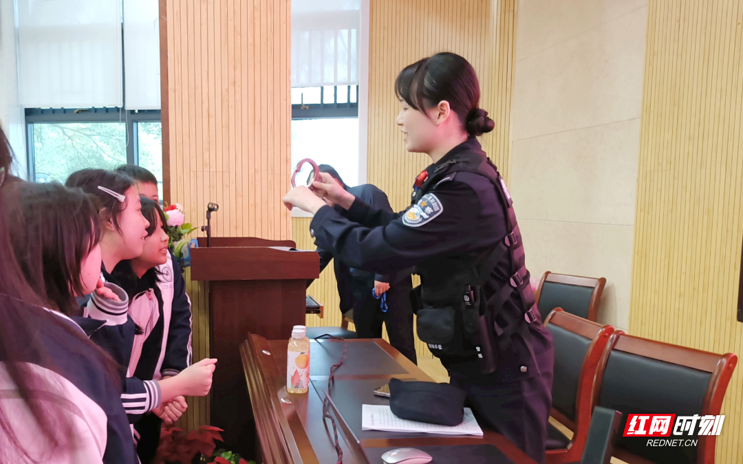 从小学到中学，这堂法治课“量身定制”