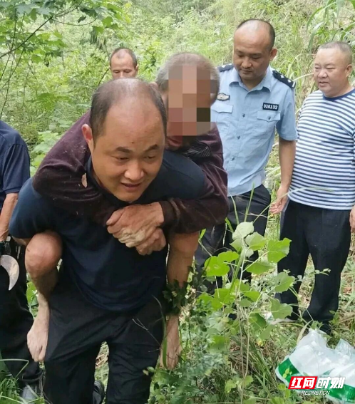衡阳县：七旬老人走失山林 警民同心全力寻回