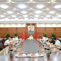 刘越高主持召开市委常委会会议