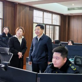 常宁市领导到120医疗救援指挥中心走访慰问
