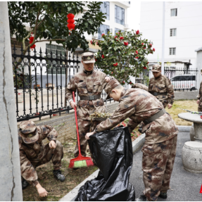 湖南省衡阳市南岳区人武部组织预定新兵开展“学雷锋”活动