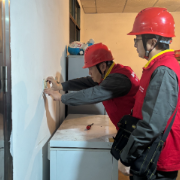 衡阳：电力“红雁”学“雷锋” 暖心服务进乡村