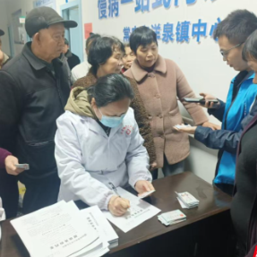 常宁市洋泉镇中心卫生院：为乡村老人送上一站式升级版“健康礼包”