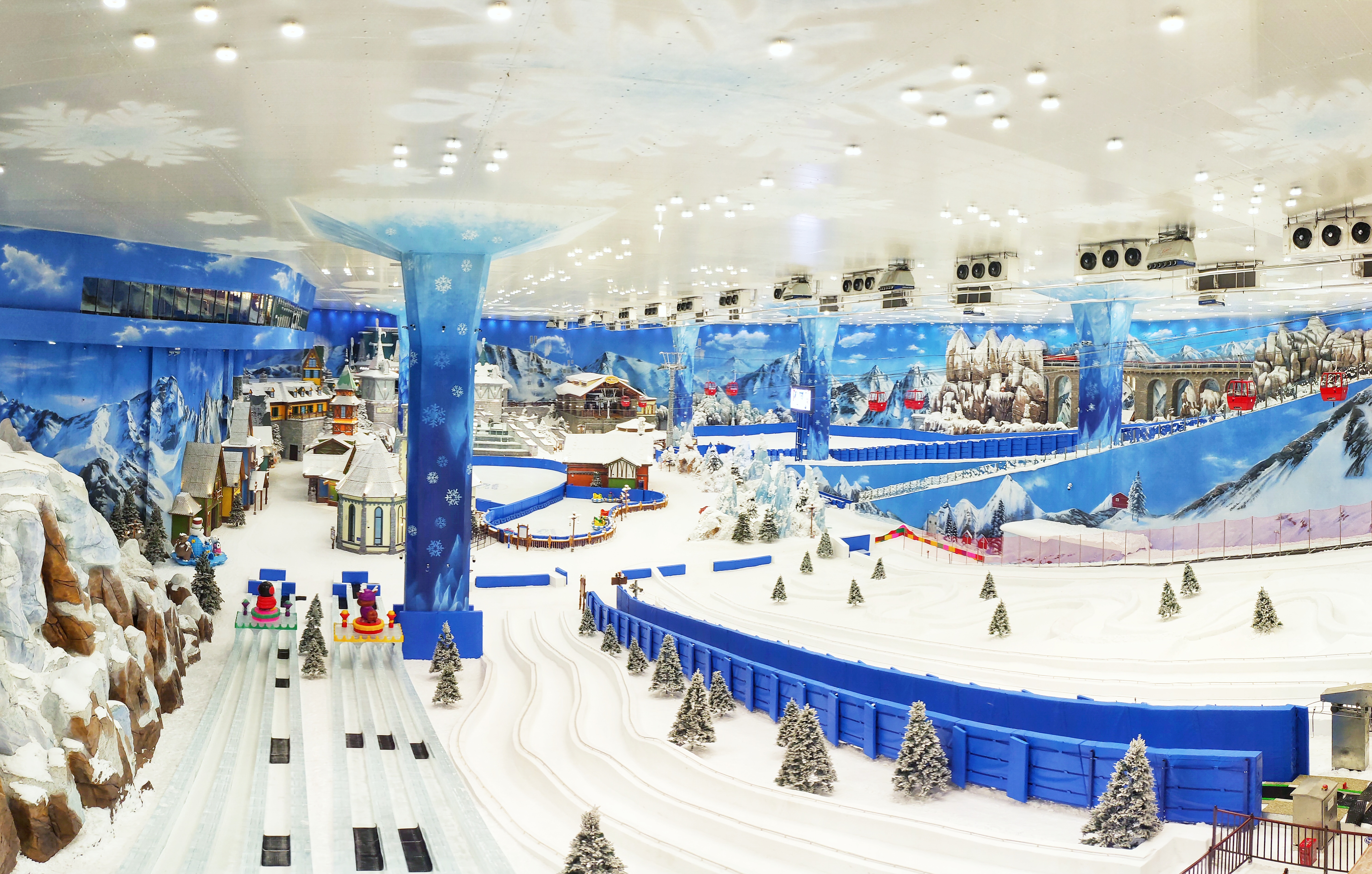 周末趣湖南借来冰雪融化夏天湘江欢乐城送你冰火两重天