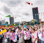 长沙世界之窗上演国风毕业礼  毕业生门票半价